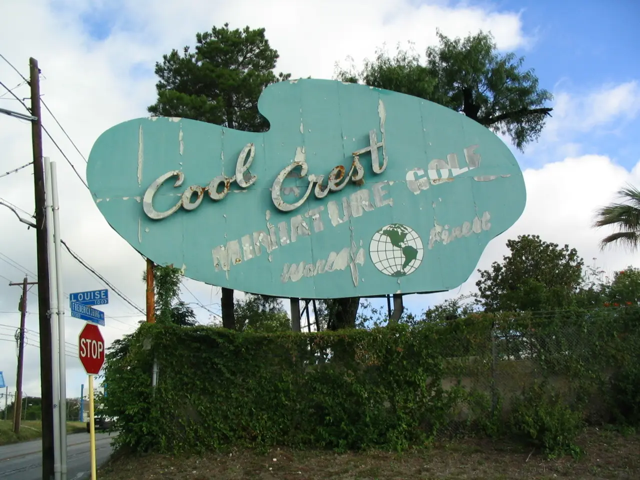 Screen protectors that filter blue light: Functionalities explained and purchase considerations.