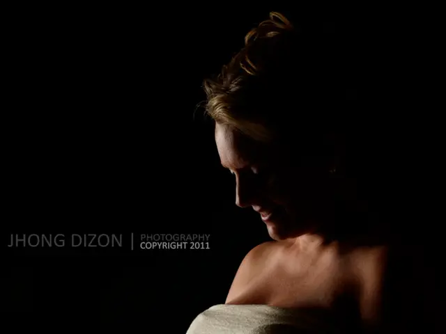 Battery Acid Attack Victim's Sight Preserved through Placenta Therapy