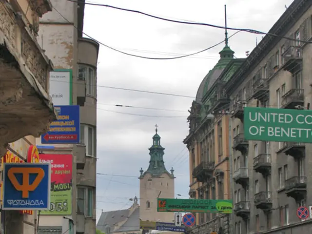 Revised Report from the DOT: Stadtstraßen und Gehwegen in NYC erleiden eine Makover zu Gunsten der...