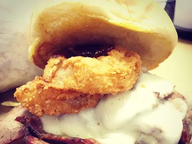 Forty Nutrient-Rich Foods Promoting Optimal Digestive System Functioning