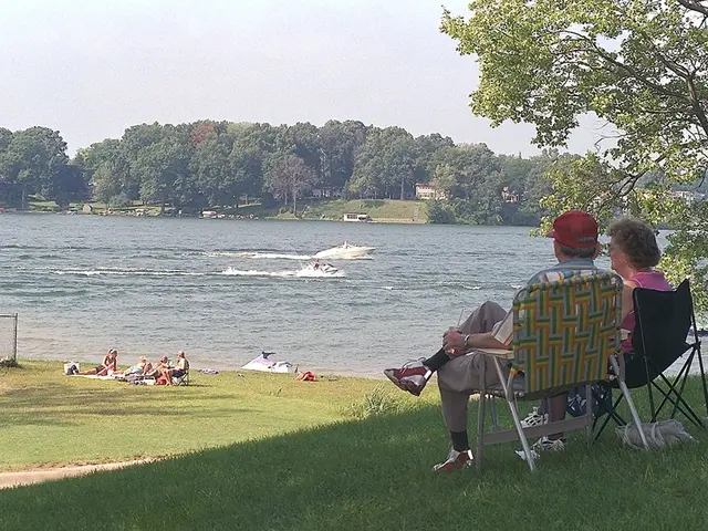 Dietary regimens that might lower the risk of diabetes, dementia, and heart disease in the elderly...