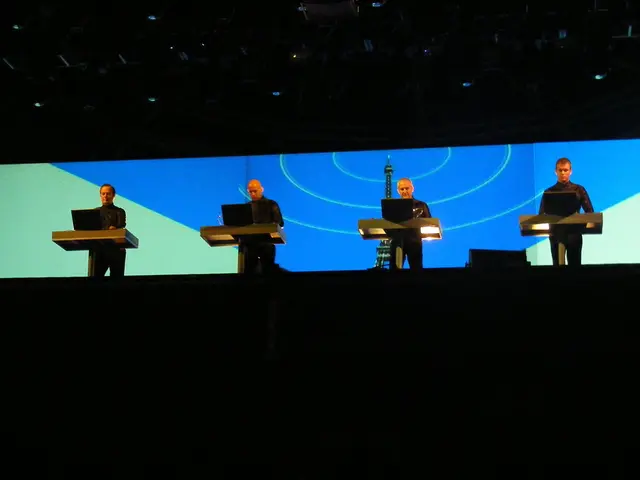 Five-day workweek in the office deemed 'inevitable' by UAE employment specialists, according to...