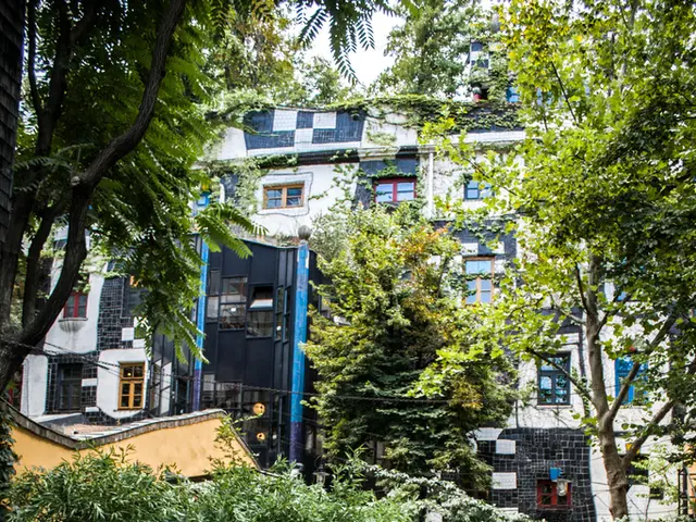 Online availability of the "Cool Spots" guide for Aachen