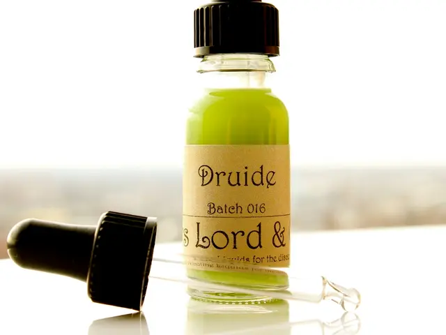 Effect of Seasonal Color Alterations in Planting on Psychotic Patients Monitored by Biosensors