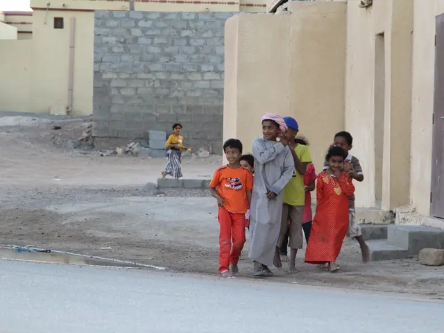 Red Flags Indicating Overabundance of Pessimistic Individuals in Your Sphere: Recognizing and...