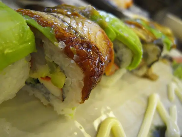 Pondering the Role of Dining in Life: Is Mealtime a Necessity or an Enjoyment?