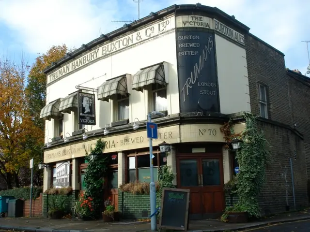 Dark Energy Camera (DECam) Explanation and In-Depth Information - Cosmology Glossary Overview