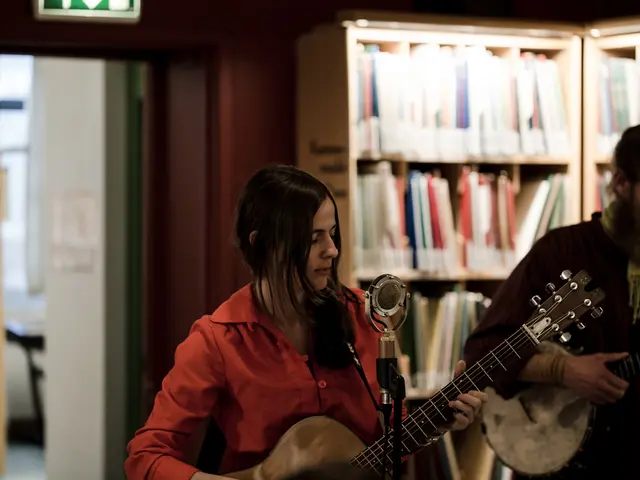 Workplace Relations: Defining Boundaries and Identifying Red Flags